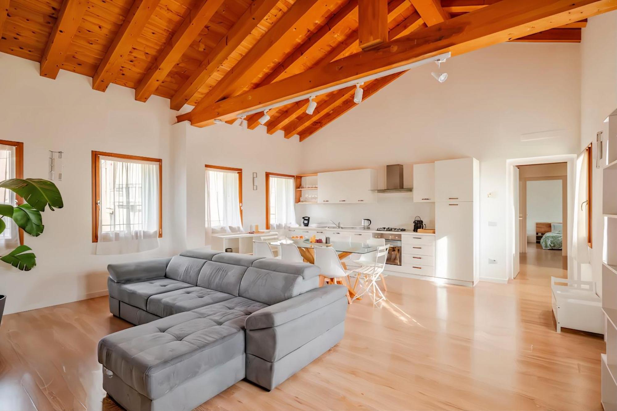 Ca' Mantoet Apartment